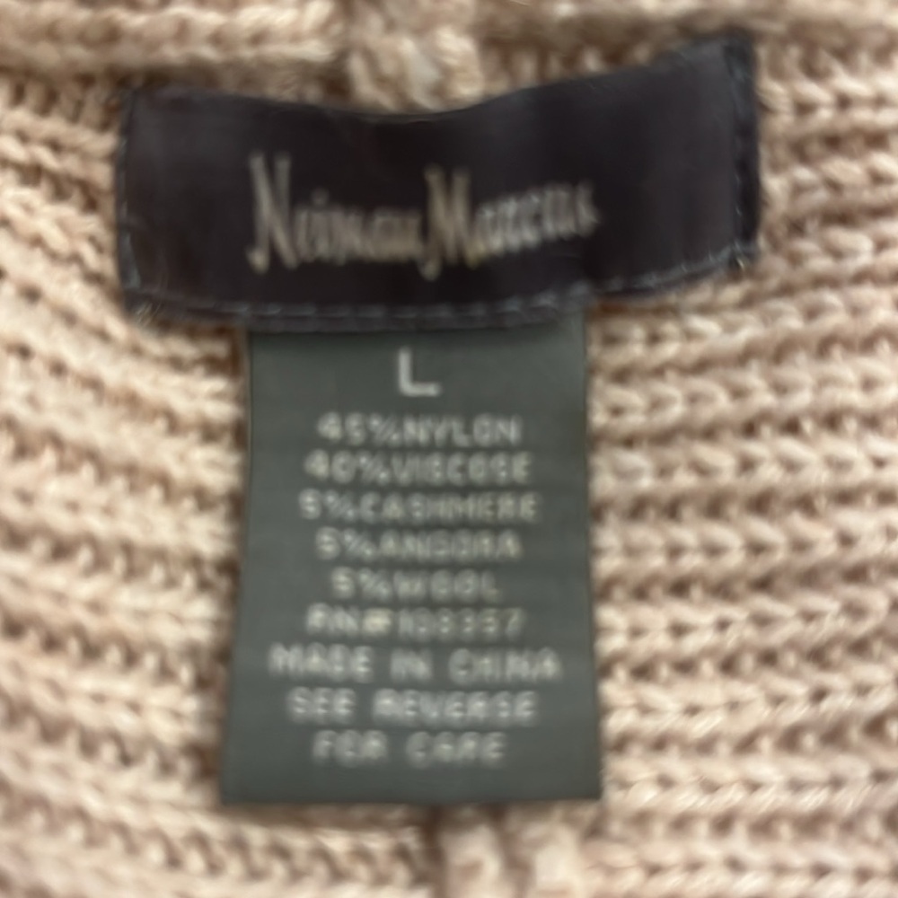 Neiman Marcus cable twist poncho sweater L wool angora cashmere L - Picture 3 of 7